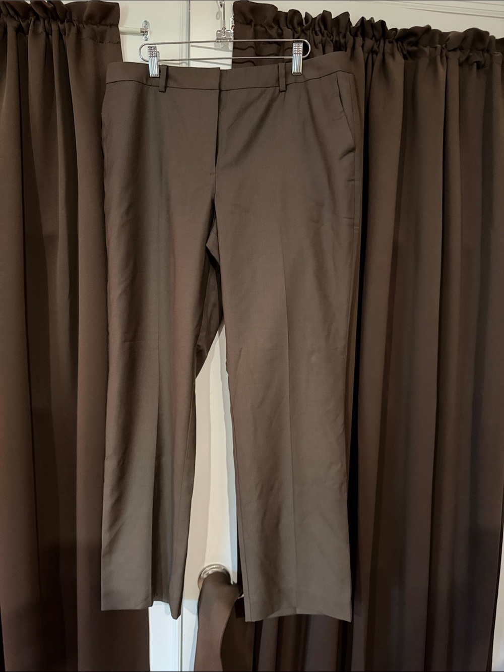 Ann Taylor Curvy Straight Leg 12P  Brown Dressy Slacks